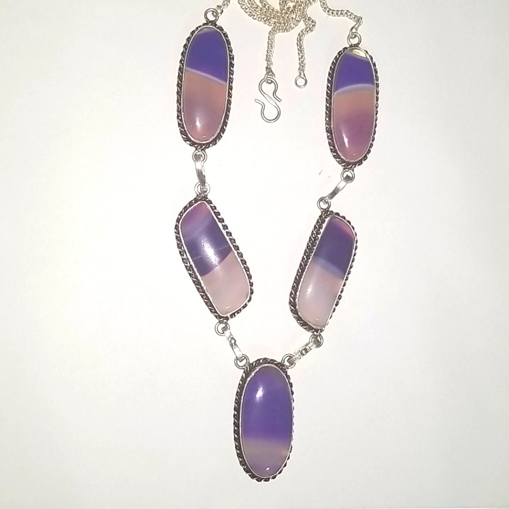 Beautiful Botswana Purple Agate Necklace